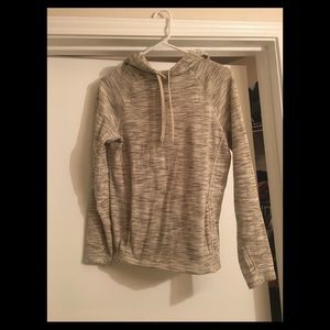 Women’s sweater/hoodie